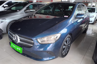 奔驰B级 2021款 B 180 时尚型