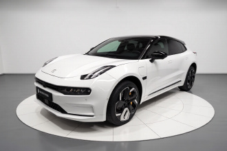 极氪001 2022款 超长续航双电机 YOU版