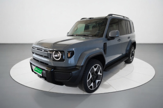 iCAR V27 2026款 200KM四驱猎鹰700