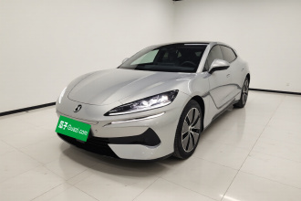 腾势Z9GT 2024款 1100四驱Max版