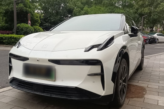 极氪X 2023款 后驱YOU版 4座