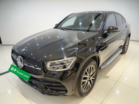 奔驰GLC轿跑 2023款 GLC 300 4MATIC 轿跑SUV