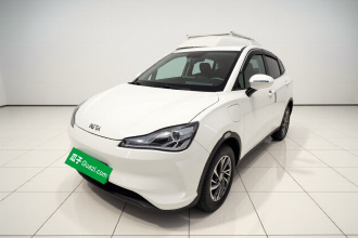 哪吒汽车 哪吒V 2022款 潮 300 Lite 磷酸铁锂