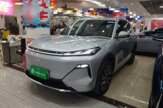 吉利银河 银河星舰7 EM-i 2025款 120km 领航版