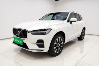 沃尔沃XC60 2025款 B5 四驱智远豪华版