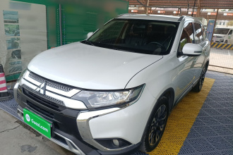 三菱 欧蓝德 2019款 2.0L 两驱畅享版 5座 国V