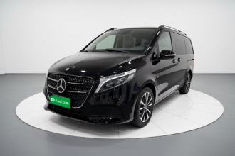 奔驰V级 2022款 V 260 尊贵版