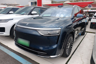 鸿蒙智行 问界M8 2025款 增程 Ultra版 53.4kWh 5座版 (192线激光雷达）