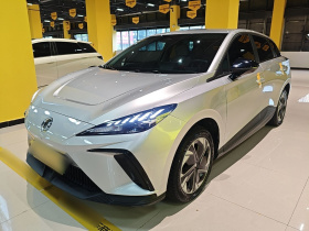 名爵 MG4 EV 2023款 415km 出海冠军版