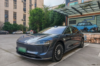 鸿蒙智行 享界S9 2025款 增程 Ultra