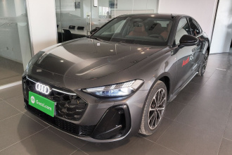 奥迪A5L 2026款 2.0T 运动版 Plus