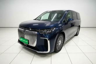岚图汽车 岚图梦想家 2025款 PHEV 四驱旗舰鲲鹏版
