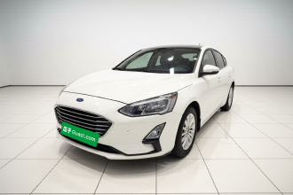 福特 福克斯 2019款 三厢 EcoBoost 180 自动锋潮型