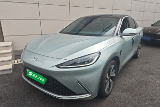 ARCFOX极狐 极狐 阿尔法S 2022款 525S 175kW
