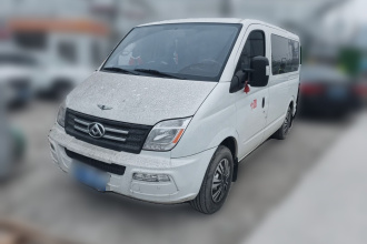 上汽大通MAXUS 新途V80 2021款 2.0T 手动经典傲运通短轴超低顶7/8/9座