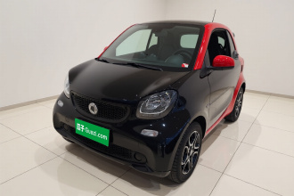 smart fortwo 2019款 0.9T 66千瓦硬顶风擎版 国VI