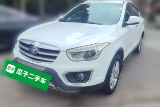 奔腾X80 2015款 2.0L 手动基本型