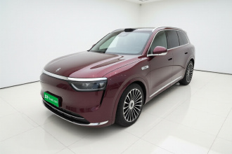 鸿蒙智行 问界M8 2025款 增程 Ultra版 53.4kWh 5座版 (192线激光雷达）