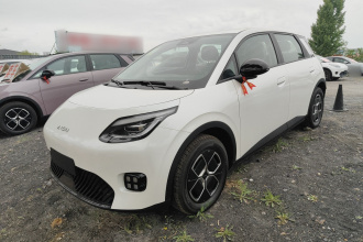 埃安 AION UT 2025款 330星辉版