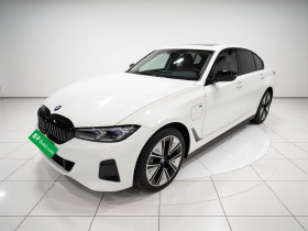 宝马i3 2023款 eDrive 40 L 曜夜运动套装