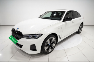 宝马i3 2023款 eDrive 40 L 曜夜运动套装