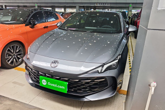 名爵 MG7 2023款 2.0T 自动Trophy+激擎耀世版