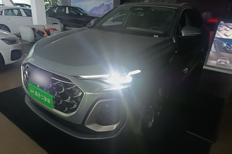 奥迪Q5L 2026款 2.0T 千万用户专享版