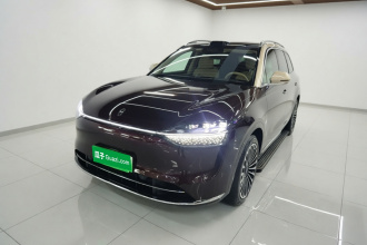 鸿蒙智行 问界M9 2025款 增程 Ultra版 52kWh 6座版 (192线激光雷达）