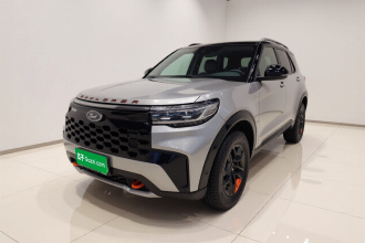 福特 探险者 2023款 EcoBoost 285 昆仑巅峰版 6座