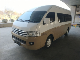 福田 风景G9 2021款 2.4L汽油商运版长轴高顶9座明窗4K22D4M