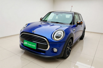 MINI 2018款 1.5T COOPER 艺术家 五门版