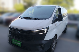 福特 全顺 2023款 2.0T汽油自动多功能商用车中轴低顶5/6座