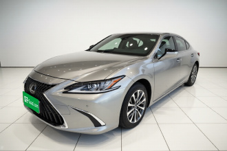 雷克萨斯ES 2024款 200 臻享版