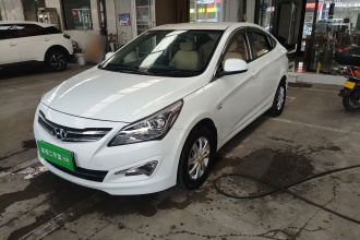 现代 瑞纳 2014款 1.4L 手动智能型GLS