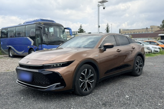 丰田 皇冠(进口) 2023款 2.5L SportCross HEV两驱尊贵版