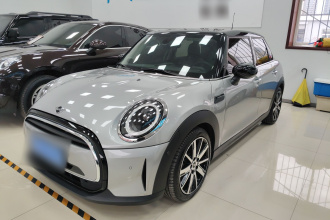 MINI 2023款 改款 1.5T COOPER 艺术家 五门版