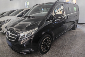 奔驰V级 2017款 V 260 L 尊贵加长版