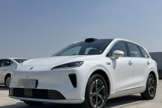 鸿蒙智行 尚界H5 2025款 增程 Max