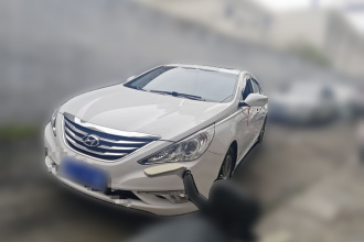 现代 索纳塔 2014款 2.0L 自动豪华版