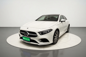 奔驰A级 2020款 改款 A 200 L 运动轿车时尚型