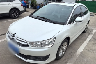 雪铁龙 世嘉 2013款 三厢 1.6L 自动品尚型