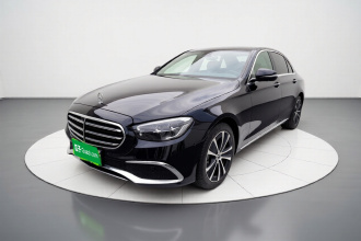 奔驰E级新能源 2022款 改款二 E 350 e L 插电式混合动力轿车
