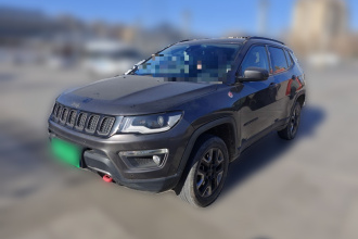 Jeep 指南者 2017款 200TS 自动高性能四驱版
