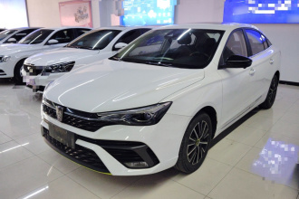 荣威i5 2021款 改款 1.5L CVT星耀版