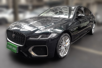 捷豹XFL 2023款 XFL 2.0T P250 两驱尊享豪华版