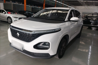 宝骏RM-5 2019款 1.5L 手动24小时在线精英型 5座