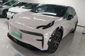 极氪X 2024款 四座后驱版