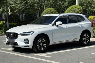 沃尔沃XC60 2024款 B5 四驱智逸豪华版