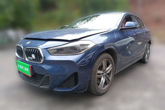 宝马X2 2021款 改款 sDrive25i M运动套装