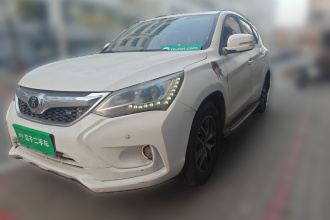 比亚迪 宋 2016款 盖世版 1.5TI 手动精英型